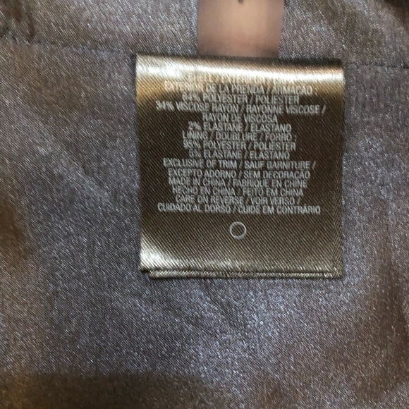 Elie Tahari Women’s Black Pin Stripe Blazer Size 4 - Picture 6 of 14